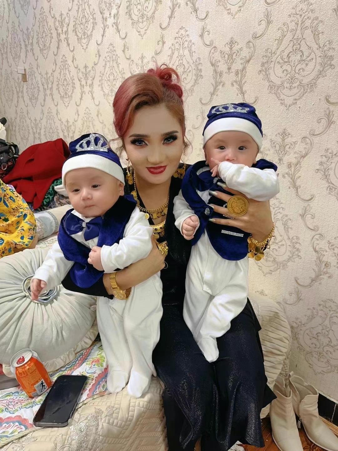 Dollbling Royal Blue Velvet Ba - Baby Nursery Outfits ulasan dan harga