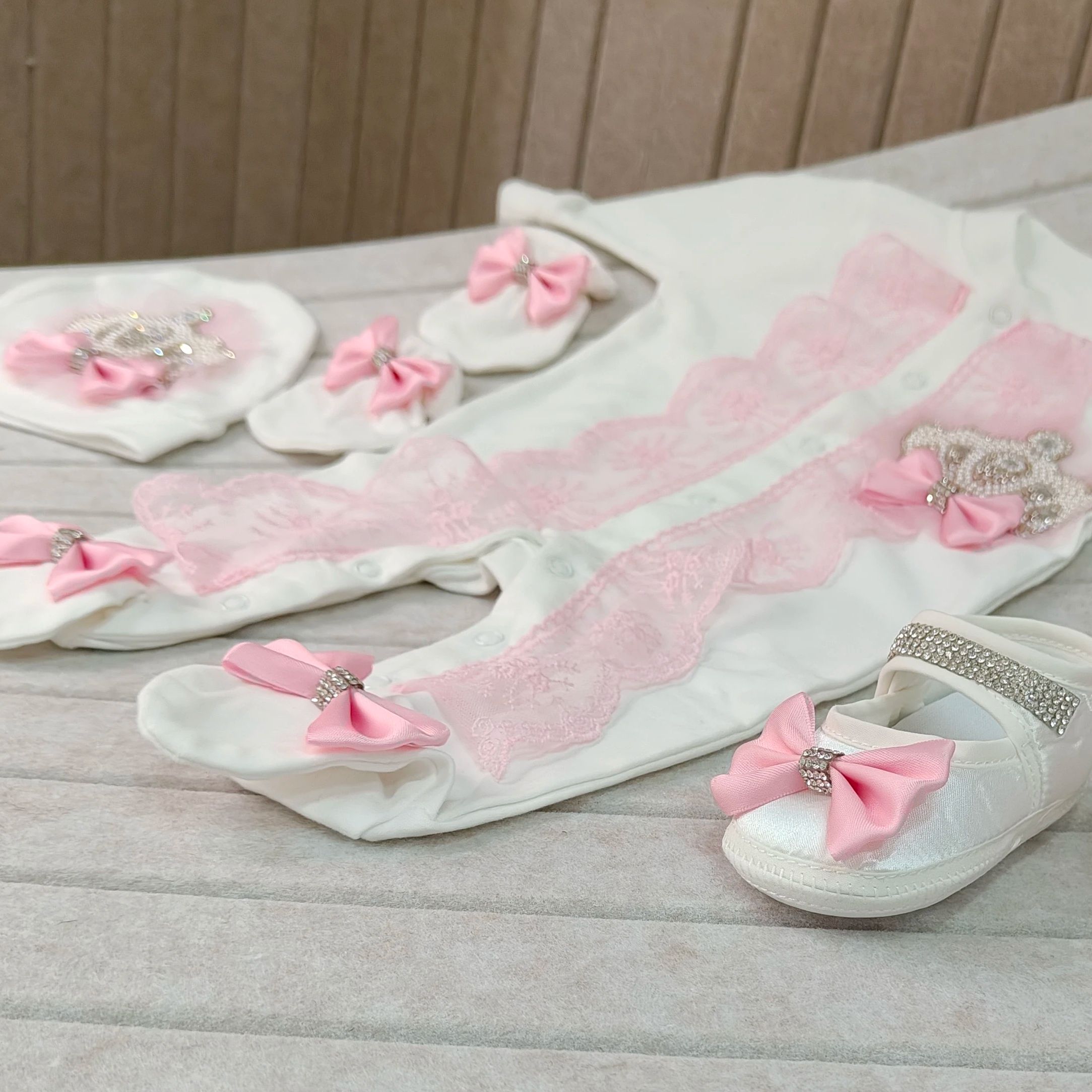 Welcome Home Baby Romper Mitte - Baby Nursery Outfits ulasan dan harga